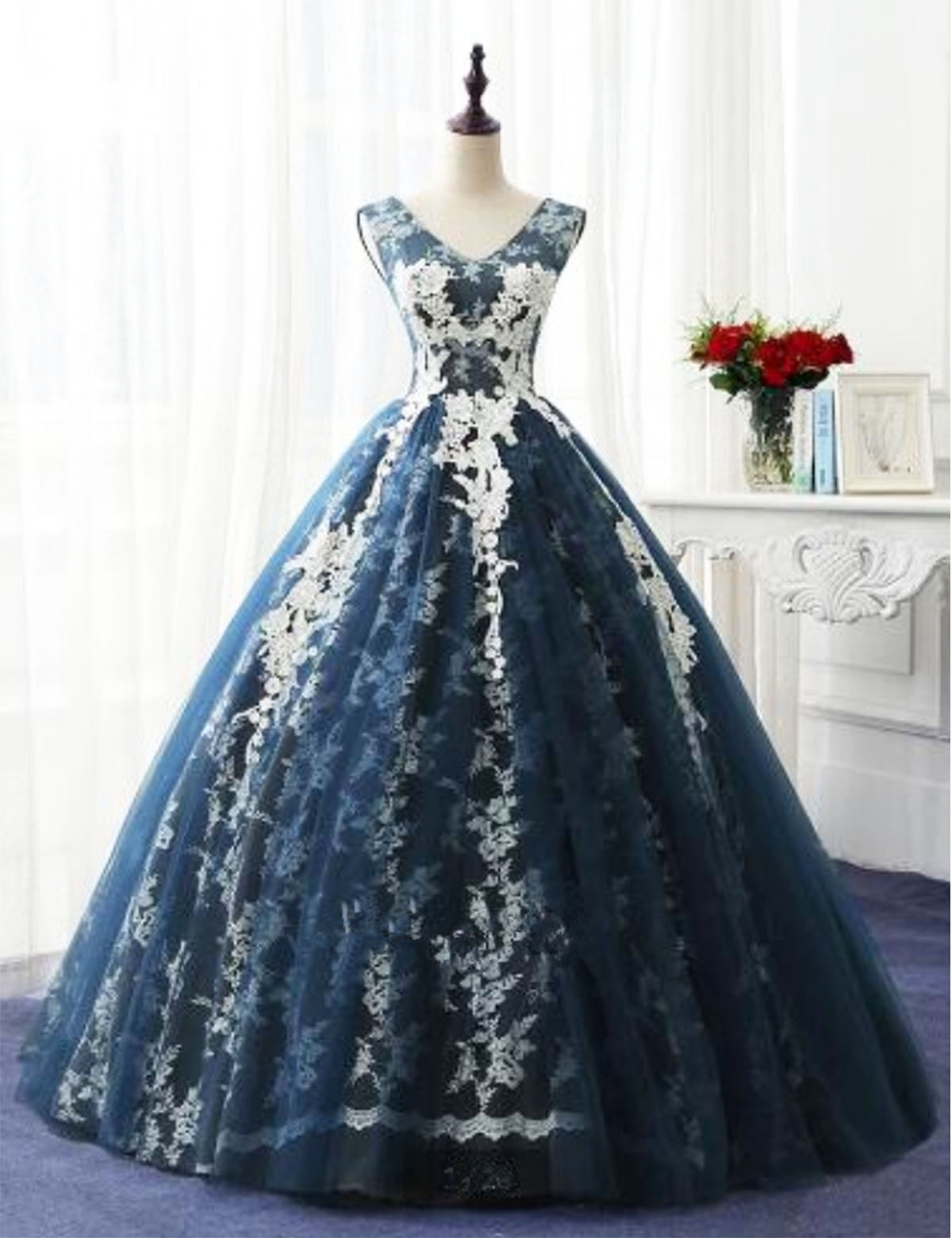 Elegant Ball Gown VNeck Sleeveless Navy Blue Long Prom/Evening Dress